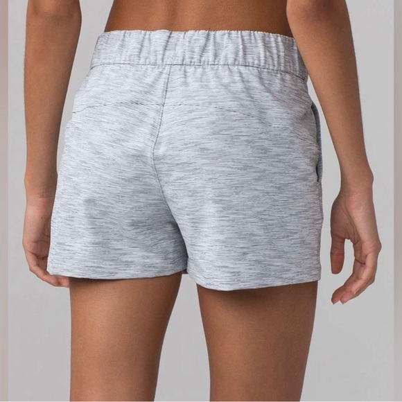 LULULEMON On The Fly Women's Space Dye Gray Shorts Pockets Gym Workout Casual - Picture 3 of 14